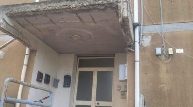 Paravati, il Pd denuncia il degrado della “casa popolare” di via Capuana