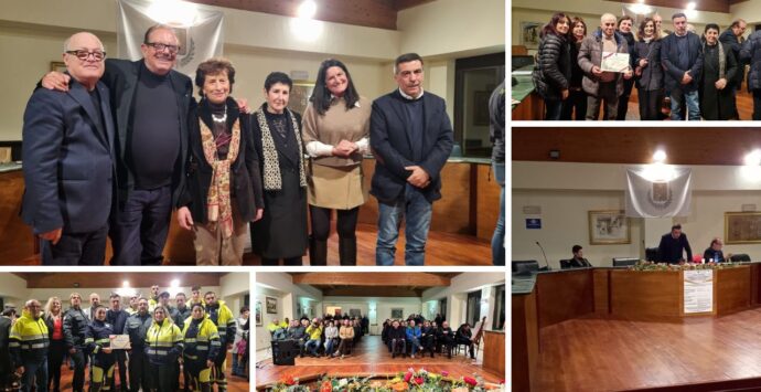 Zungri, consegnate le civiche benemerenze ai cittadini che hanno contribuito a promuovere le grotte