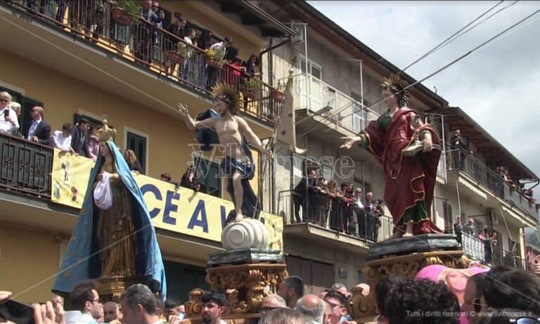 A Dasà in centinaia per assistere alla tradizionale ‘Ncrinata – Video