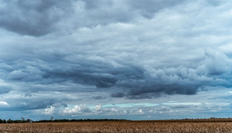 Meteo Vibonese, fresco e qualche temporale ma domani torna il bel tempo. Temperature sotto la media stagionale