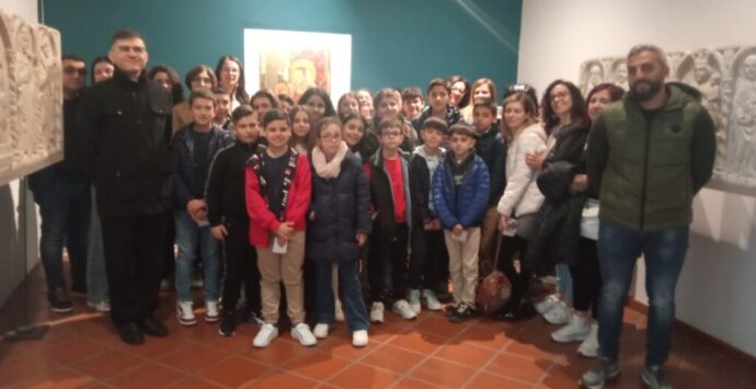 Mileto, giornata di arte e spiritualità per i giovani della comunità di Rombiolo