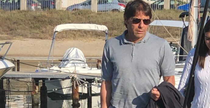 Antonio Conte a Vibo Marina prima di ufficializzare il nuovo ingaggio con il Napoli