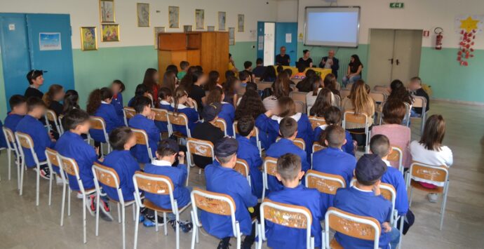 Rombiolo, gli alunni della scuola elementare a lezione di tutela della natura con Legambiente