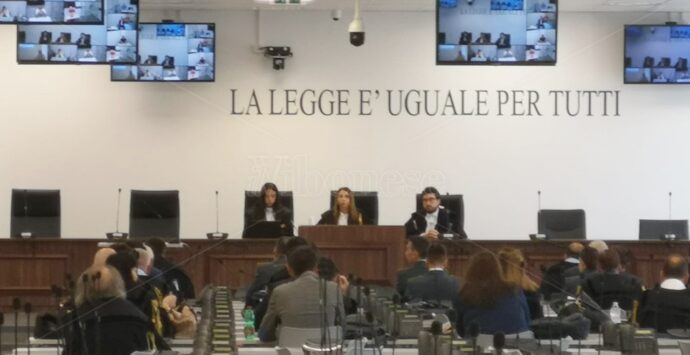 «Martedì fanno un’operazione a Catanzaro», le soffiate agli Anello-Fruci: assoluzioni e condanne