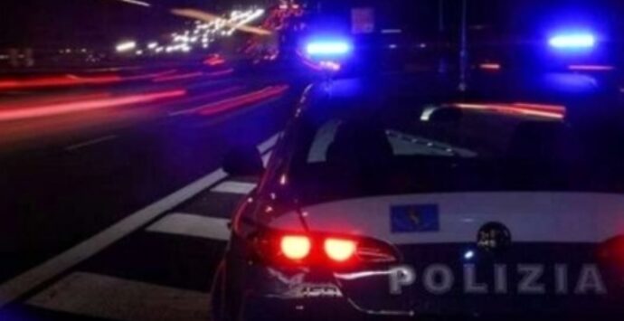 Sfruttamento della prostituzione, 7 arresti e 71 denunce in 27 province: perquisizioni anche a Vibo Valentia