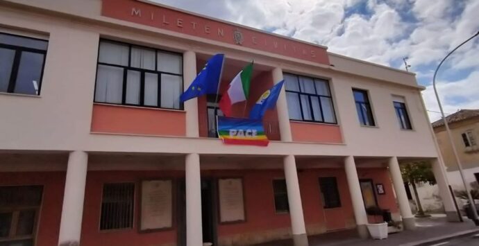 Mileto, l’opposizione incalza il sindaco sull’emergenza idrica: «Basta proclami, è giunto il tempo delle risposte»  