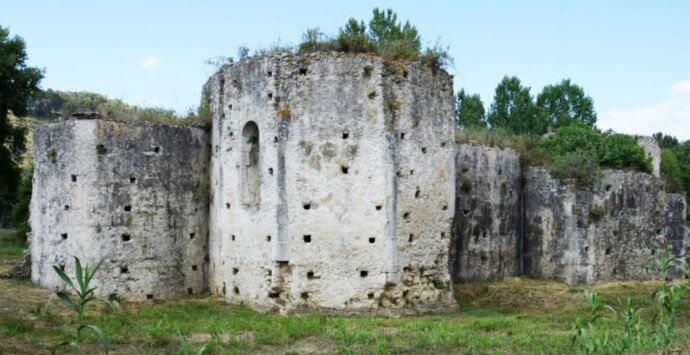 Dinami, il Fai di Vibo alla scoperta del monastero di Soreto tra antiche storie, leggende e… ulivi bianchi