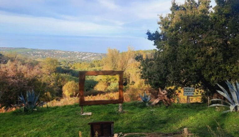 Musica, scrittura e degustazioni: tornano a Vibo gli appuntamenti con “La fattoria delle idee”