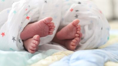 Due neonati morti trovati in un armadio a Reggio Calabria: 24enne accusata di duplice infanticidio