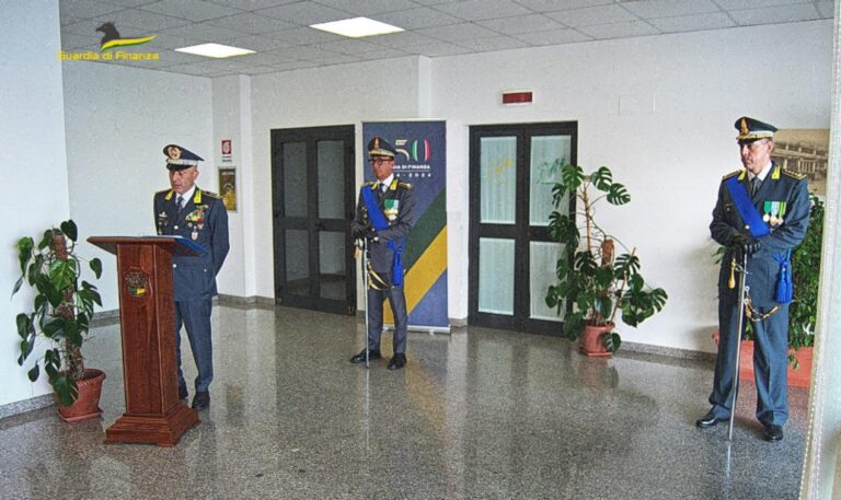 Guardia di finanza, cambio al vertice del comando provinciale di Vibo: arriva il colonnello Bua