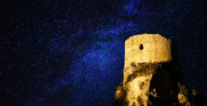 E uscimmo a riveder le stelle… a Ricadi viaggio tra Dante e astronomia con il “miglior prof d’Italia”