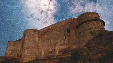 Notte magica al Castello di Vibo: col naso all’insù a guardare le stelle insieme al Fai