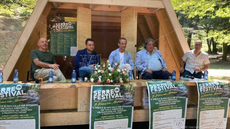 Il Serreinfestival incanta con una terza giornata tra dibattiti e tradizioni – Video