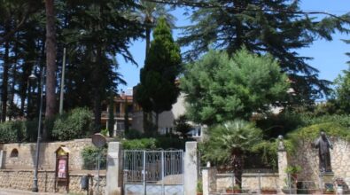 San Costantino Calabro, a Villa Sarmatina la personale dello scultore Giuseppe Famà