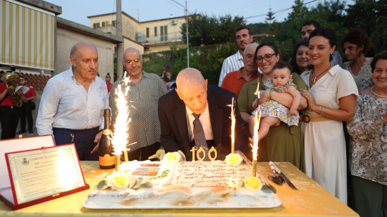 Zambrone: Daffinà festeggia i 100 anni di Michele Tripodi, figura storica della politica locale