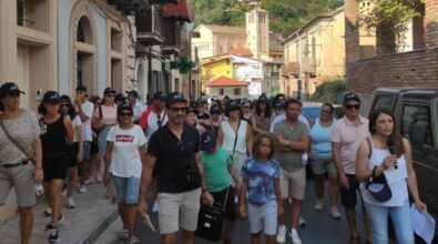 Pizzoni, grande successo per la prima giornata di trekking urbano nel centro storico