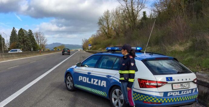 Vazzano, alla guida sotto effetto di stupefacenti e in possesso di hashish: denuncia e patente ritirata