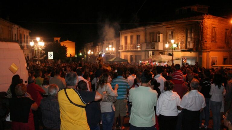 A Sant’Onofrio torna la Notte bianca: musica, mostre e degustazioni animeranno i rioni