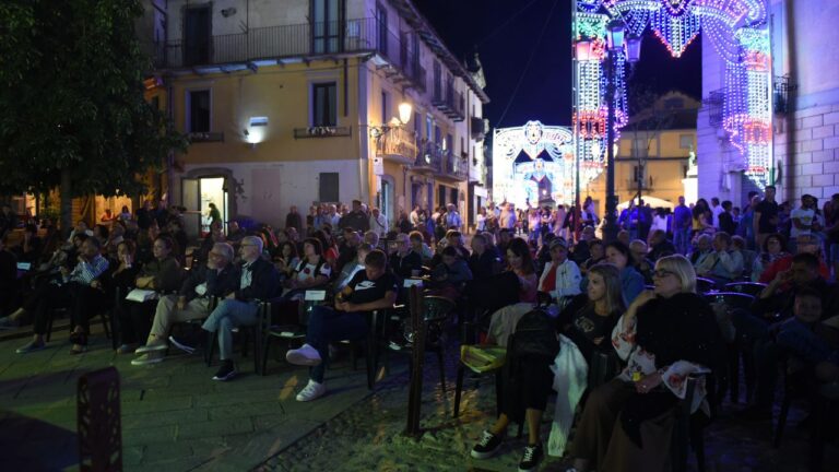 Serra San Bruno celebra e premia i talenti locali: successo per La notte del Serreinfestival