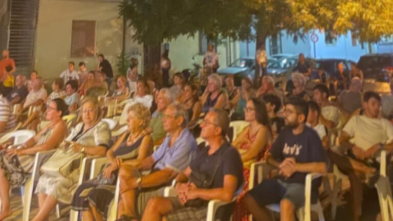 Nuovo cinema Paradiso fa il pieno a Bivona: un successo per la rassegna Ti porto al cinema della Pro Loco di Vibo Marina