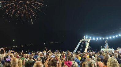 Vibo Marina: Madonna in mare tra lampi e tuoni, ma alla fine la festa è salva