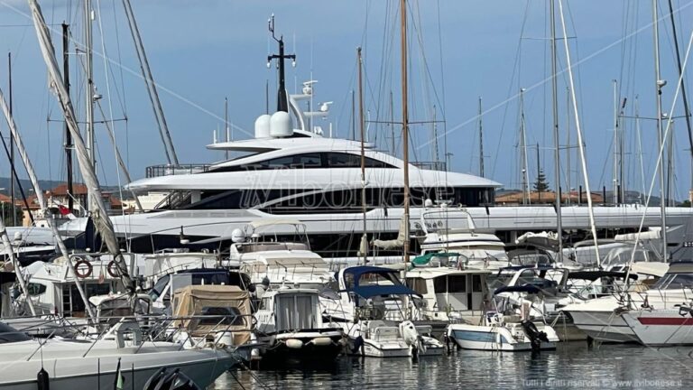 Il porto di Vibo Marina accoglie il superyacht “Dyna R” ma attende ancora gli interventi infrastrutturali