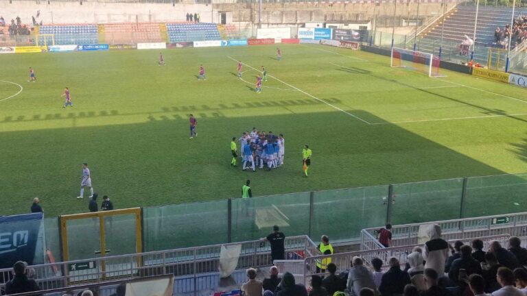 Gol e spettacolo al Luigi Razza: la Vibonese batte 4-3 il Pompei e trova la prima vittoria casalinga