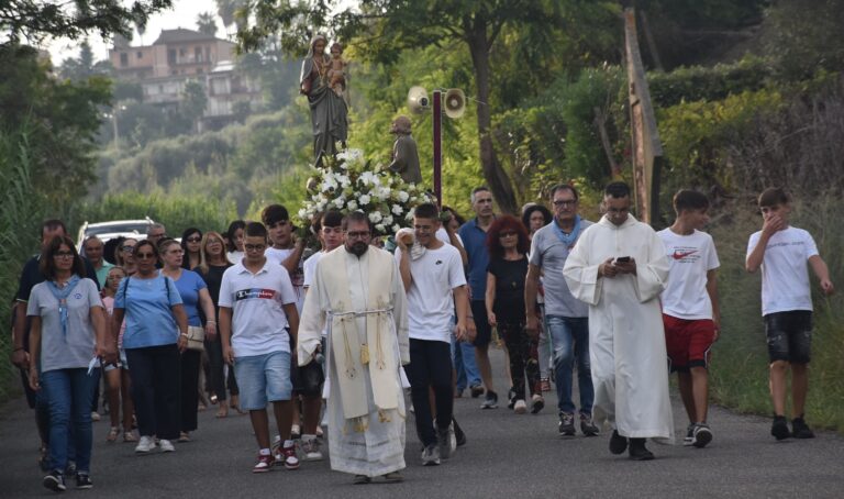 Mileto, grande partecipazione alla festa della Madonna della Guardia – Foto