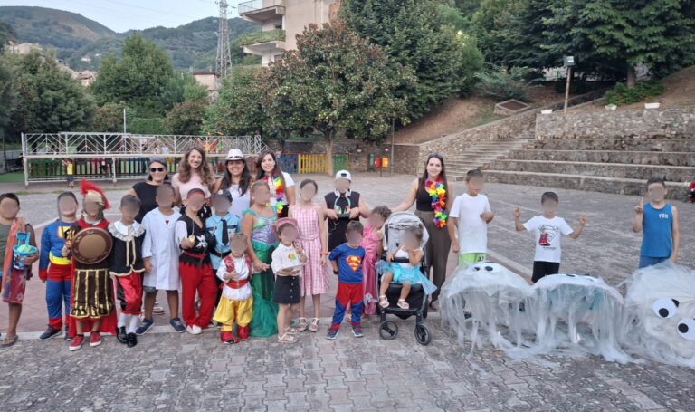 Il Carnevale… estivo: a Pizzoni giochi, colori e risate grazie all’evento targato Pro loco