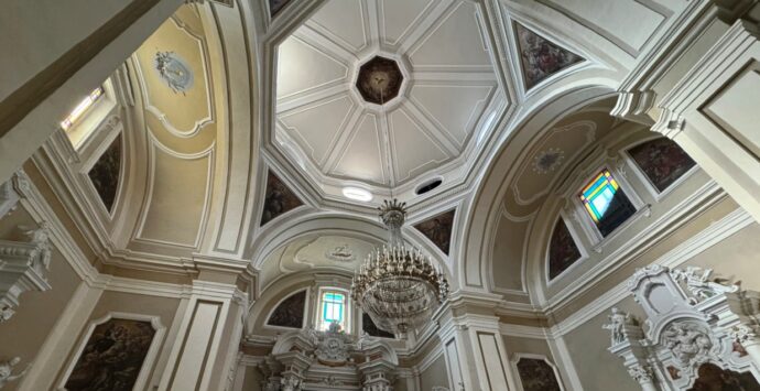 La rinascita della chiesa del Gesù di Tropea che torna ai fedeli dopo oltre un anno dal crollo della cupola