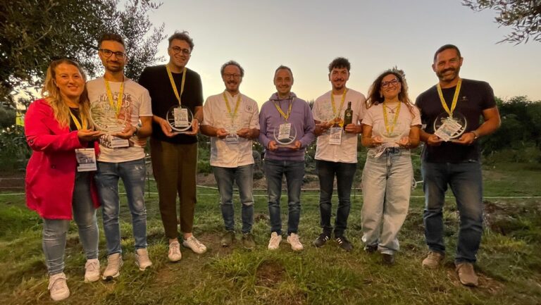 Due giovani imprenditori vibonesi premiati con l’Oscar Green di Coldiretti: uno andrà anche alla finale nazionale