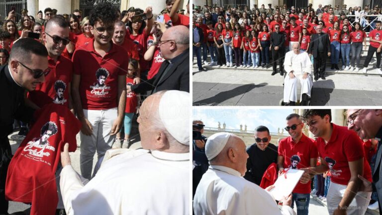 Il Papa riceve in Vaticano i ragazzi di San Calogero che hanno realizzato il musical “L’influencer di Dio” sul beato Carlo Acutis – Video