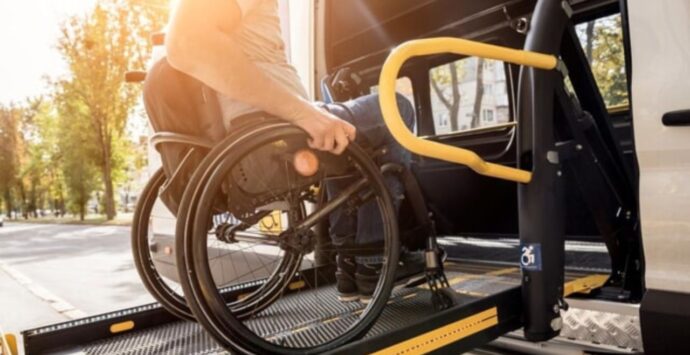 Trasporto disabili, approvato progetto da 95mila euro per l’attivazione in 16 comuni del Vibonese