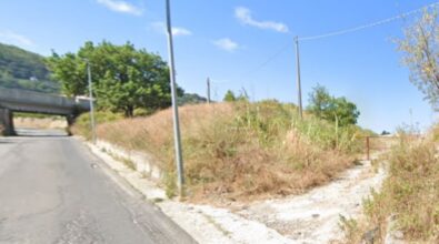 Tropea: dopo lo scempio dei rifiuti abbandonati all’isola ecologia di Barricello, sotto la lente dei commissari le “carte” della Muraca srl