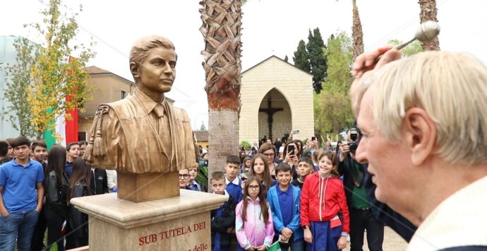 L’inaugurazione del giardino intitolato al giudice Livatino a Mileto nella nuova puntata di LaC Storie – Video