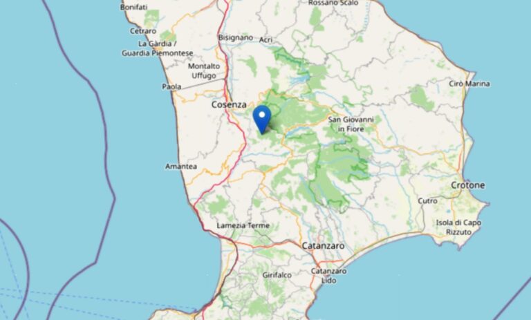 Trema la terra in Calabria, terremoto 3.7 con epicentro nel Cosentino