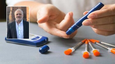 Per i diabetici a Vibo non ci sono soldi, l’Asp taglia i misuratori di glicemia. Parla il “paziente zero” della protesta: «Sono presidi salvavita, e ora?»