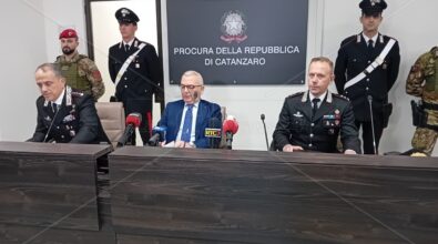 Arresti (59) tra il Vibonese e il Lametino, il procuratore: «Legati alla cosca Cracolici di Maierato, hanno occupato il posto lasciato libero dagli Anello»