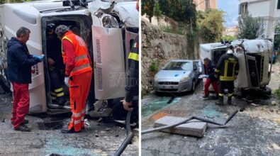 Pizzo, camper sfonda una ringhiera e precipita tra i vicoli: morto sul colpo un uomo – FOTO e VIDEO