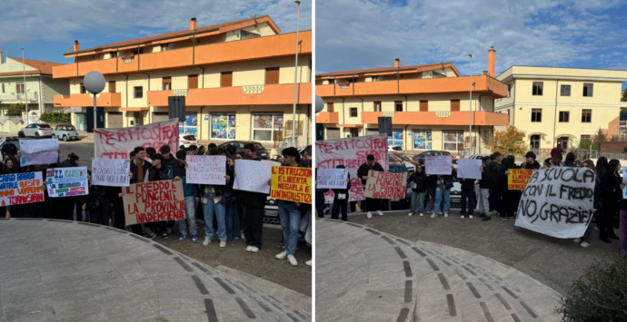 Doppi turni a scuola per mancanza di riscaldamenti, Serra al Centro: «Soluzione dopo due mesi, amministrazione distratta»