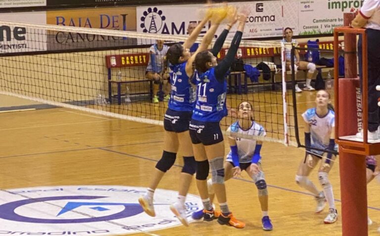 Volley, tre punti d’oro per la Todosport: battuta a Catanzaro la battagliera Stella Azzurra