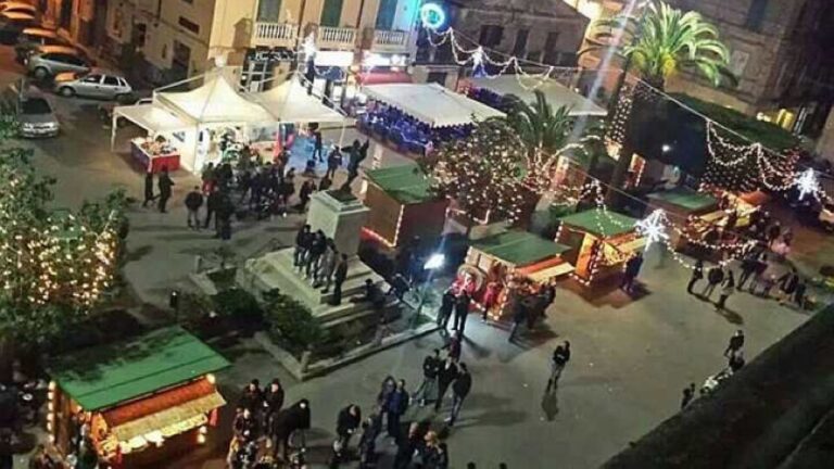 Tropea, quest’anno niente mercatini di Natale. L’associazione Giovani tropeani: «Sostituiti con stand Coldiretti, non potevano convivere?»