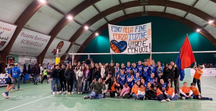 Volley, il Panificio Pesce Todosport si aggiudica il super derby contro una determinata Lory volley Pizzo