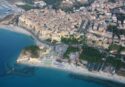 Tropea, la Commissione straordinaria sospende il rilascio delle concessioni edilizie per presunte irregolarità nel Piano strutturale comunale