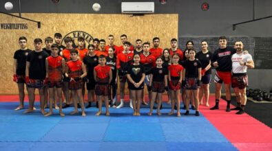 Kickboxing, alla Fenix Academy arriva il pluricampione del mondo Timothy Bos: «Ho trovato un bellissimo ambiente. Praticate questo sport»