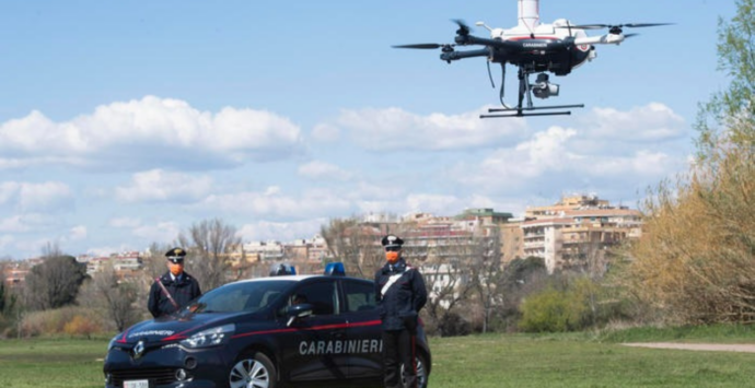 Spaccio di cocaina, giovane di Paravati pedinato con un drone e sorpreso dai carabinieri di Mileto