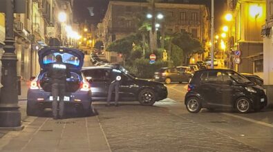 Vibo, sfreccia a forte velocità in centro e non si ferma all’alt della Polizia: arrestato e denunciato per guida in stato di ebbrezza