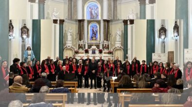 Musica sacra e tradizione, i concerti del Coro polifonico Macrì di Tropea illuminano le feste