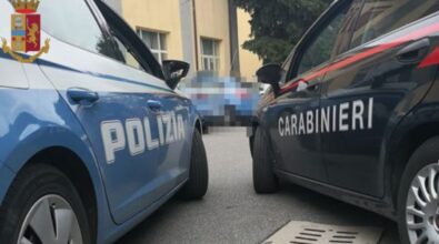 Controlli interforze nella movida Vibonese: denunciato un uomo per porto abusivo d’armi, 208 persone identificate e 104 veicoli controllati