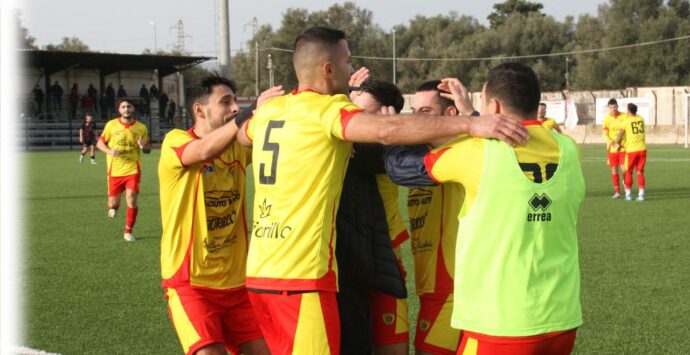 Prima Categoria, Fanelli lancia il Piscopio in orbita play off. Rallenta la sua corsa l’Asd Pizzo nel big match contro il Bivongi (1-1)